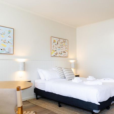 Port Broughton Hotel エクステリア 写真