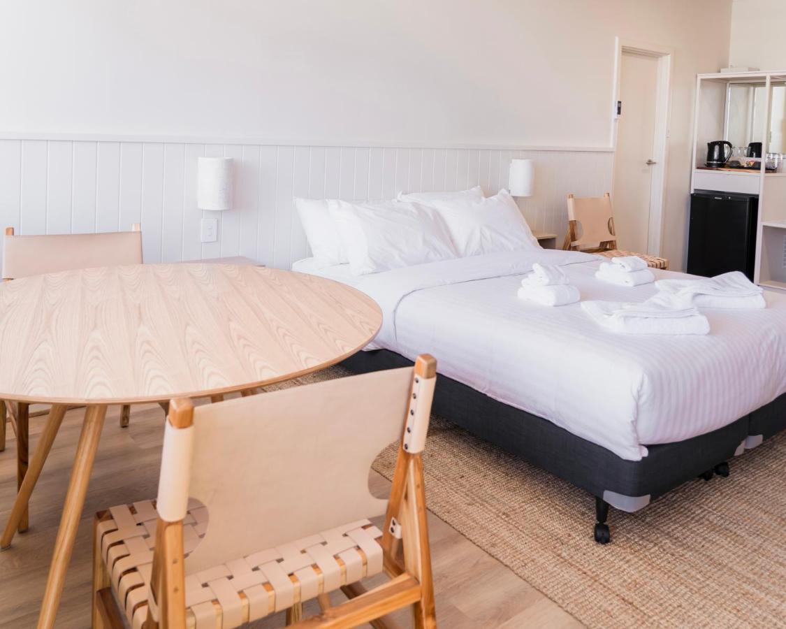 Port Broughton Hotel エクステリア 写真